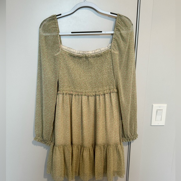 Wilfred tempest mini dress in beautiful green floral pattern! - Picture 2 of 4